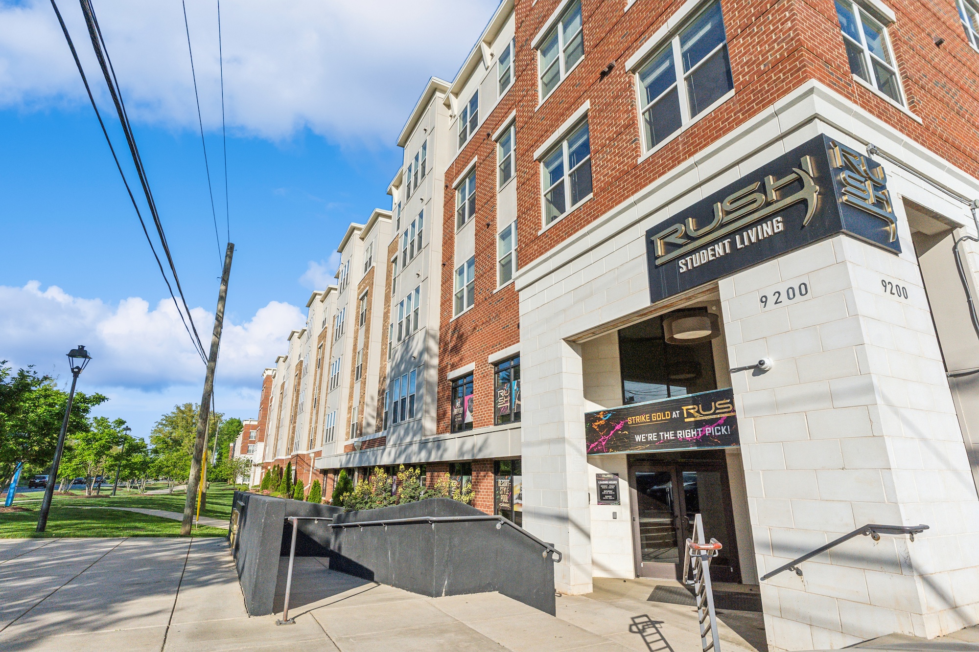 Gallery 46 04 9200 University City Blvd Charlotte NC 28213 USA Exterior DPD01004