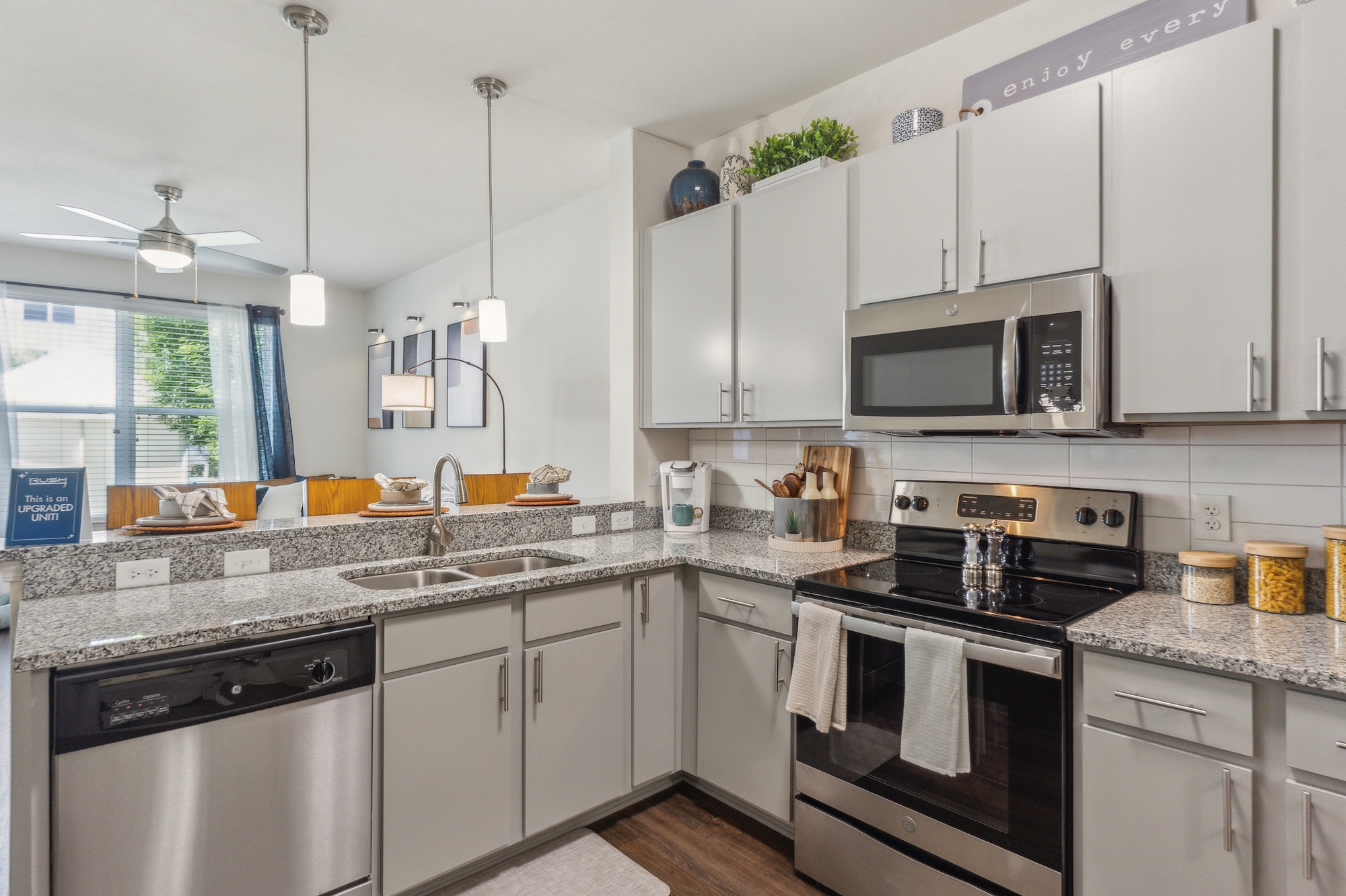 Gallery 53 12 9200 University City Blvd Charlotte NC 28213 USA Kitchen DPD00388