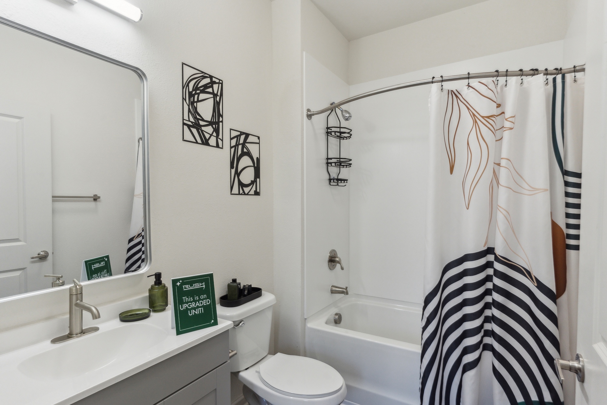 Gallery 62 21 9200 University City Blvd Charlotte NC 28213 USA Bathroom DPD00418 1